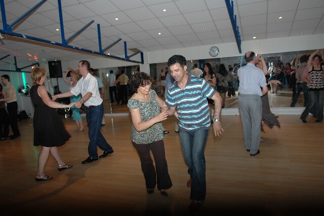 min 2008 06 28 aupra dance 106